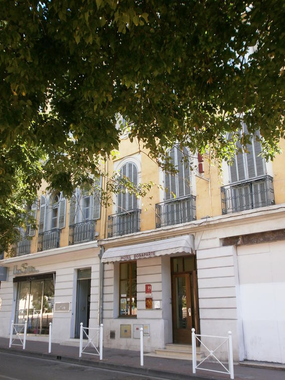 Hôtel Bonaparte Tolón Exterior foto
